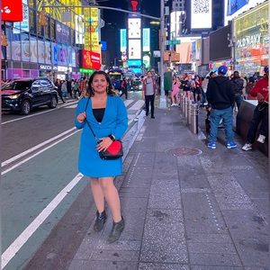 Meet your Posher, Vela